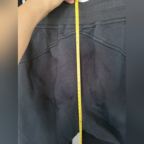 Oakley Sweat pants -Large-Black - Picture 6 of 7